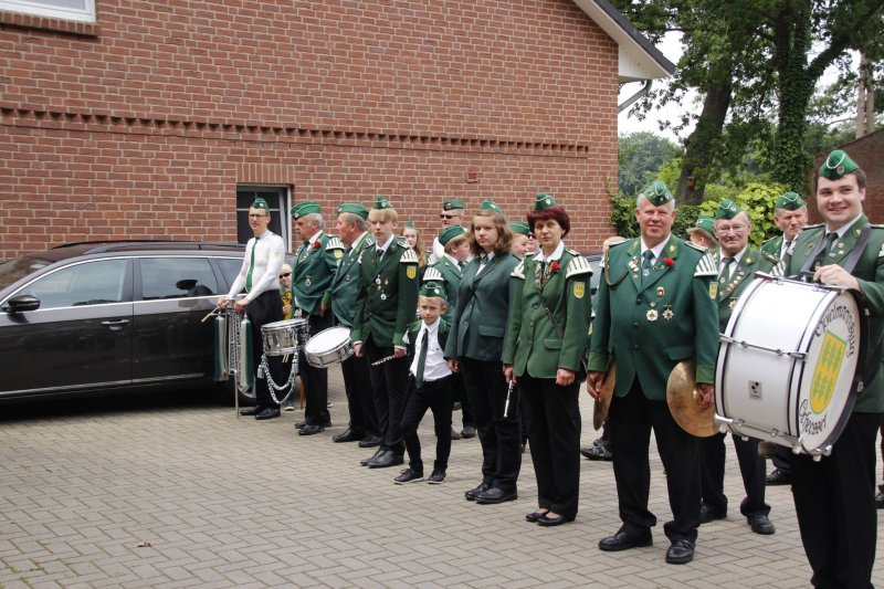 2015-07-11schuetzenumzug_koenigwilli025